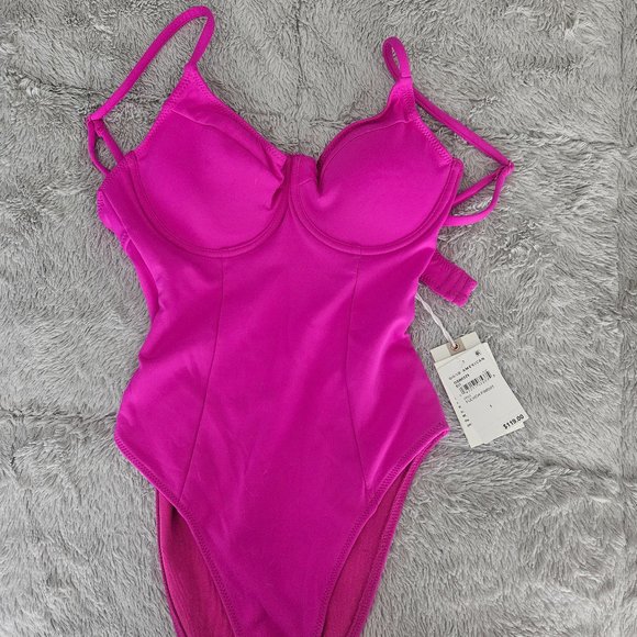 Good American one piece - Picture 1 of 2
